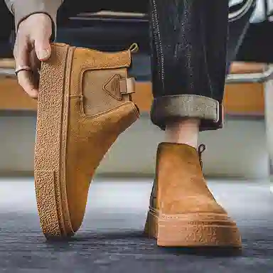 威世米邦 牛反绒 厚底百搭潮流复古英伦风一脚蹬户外雪地加绒保暖 短筒 切尔西靴 中跟 男款