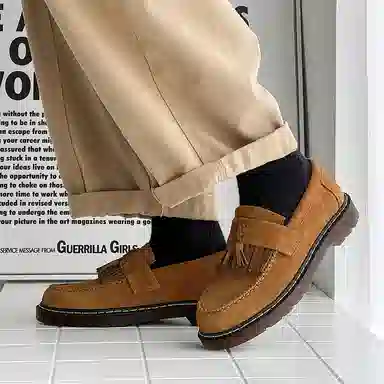 威世米邦 牛反绒皮 德比流苏一脚蹬英伦商务 休闲鞋 男款