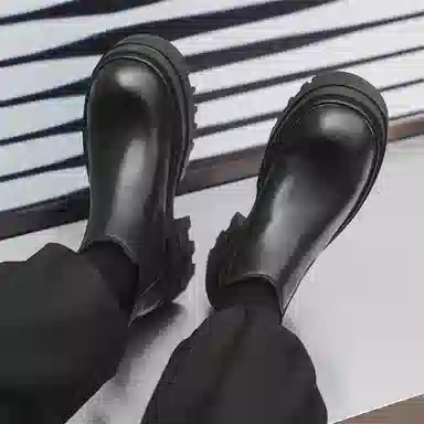 威世米邦 超纤皮 一脚蹬百搭 短筒 切尔西靴 中跟 男款 黑色