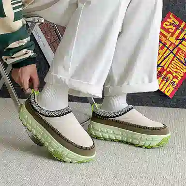 威世米邦 牛反绒 保暖防滑 轮胎厚底设计感加绒加厚 及踝 雪地靴 男女同款