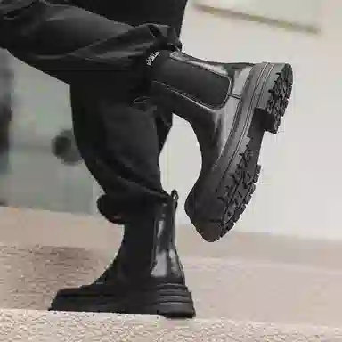 威世米邦 超纤皮 厚底德比英伦风设计感春秋季百搭复古户外 短筒 切尔西靴 男款 黑色