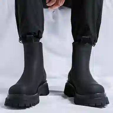 超纤皮 厚底时尚简约通勤休闲复古户外 短筒 切尔西靴 中跟 男款 经典黑色