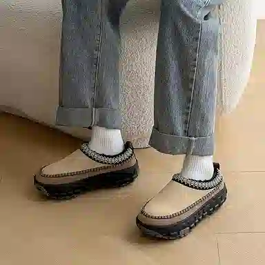 威世米邦 牛反绒 保暖防滑 轮胎厚底设计感加绒加厚 及踝 雪地靴 男女同款