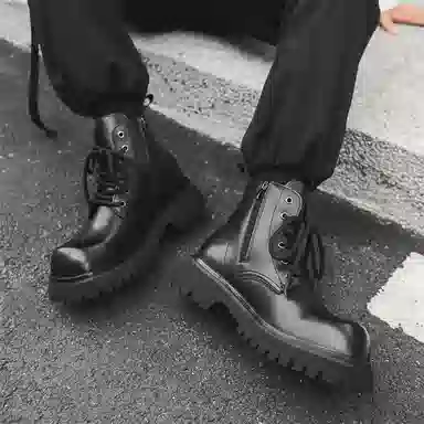 威世米邦 超纤皮 侧拉链机车户外 短筒 马丁靴 男款 黑色