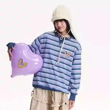 Mr. Jiangnan Park Elopement Striped Heart Embroidered Sweatshirt