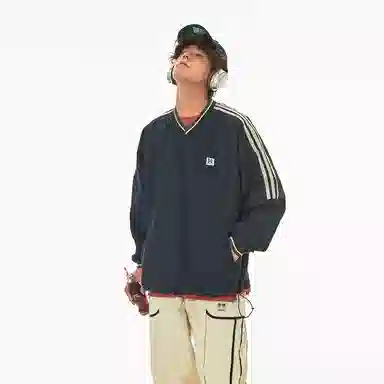 Mr. Jiangnan Vintage V-Neck Sweatshirt