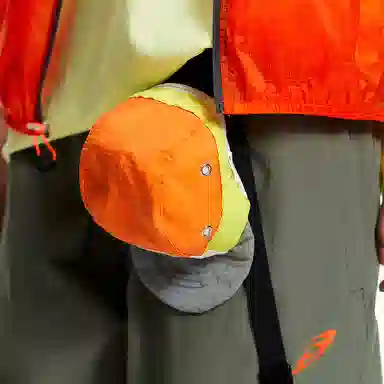 江南先生  美式复古格子潮流帽型百搭可调节时尚 尼龙 挂包零钱包 男女同款情侣款 蓝色/橙色