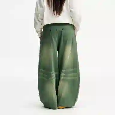 Mr. Jiangnan Retro Plush Apple Pin Wide Leg Jeans