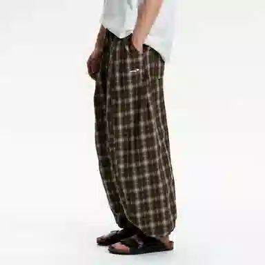 Mr. Jiangnan Vintage Plaid Joggers
