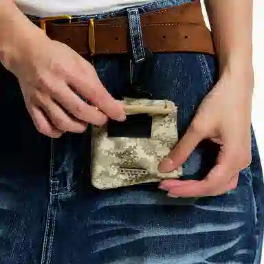 江南先生 美式复古 迷彩精致小巧便携时尚 魔术贴设计 耳机包零钱包 男女同款情侣款 多色