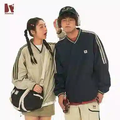 Mr. Jiangnan Vintage V-Neck Sweatshirt