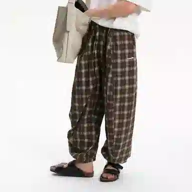 Mr. Jiangnan Vintage Plaid Joggers