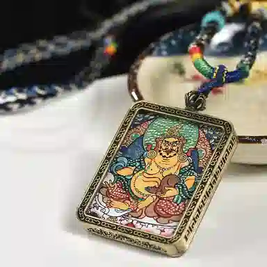 天纵 新中式藏式招财唐卡黄财神  复古个性国潮文玩 财运亨通 纳福转运 手工编绳高级感 水逆绝缘体#好运 合金 吊坠 男女同款情侣款