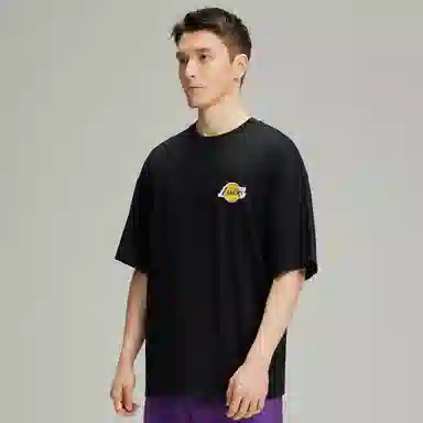 NBA T