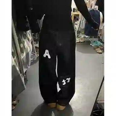 寻星记 美式复古高街基础款做旧水洗拼接多口袋趣味卡通可爱字母印花小众设计高级感休闲宽松运动裤百搭潮流痞帅直筒阔腿牛仔裤 男女同款