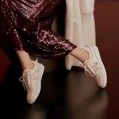 ROSESTUDIOBYGUOPEI x 73Hours