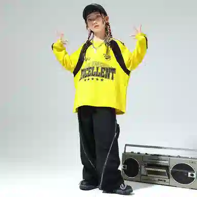 ULOVAZN POLhiphop