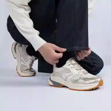 【7月23日12点 得物首发】 卓诗尼 星际迷航 网布织物合成革 时尚机甲鞋 吸膜厚底防臭 春夏出行 减震 低帮 老爹鞋 男款 香槟金