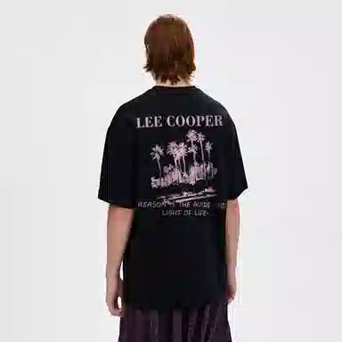 Lee Cooper T