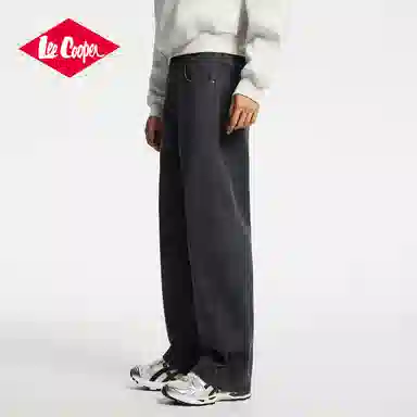 Lee Cooper