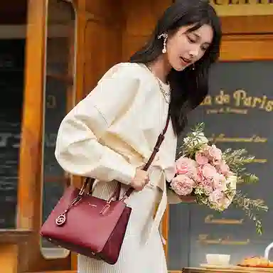 Red Dragonfly Kelly Bag Medium