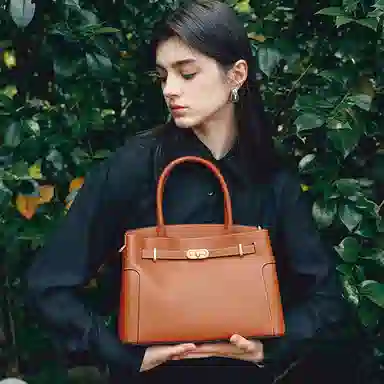 红蜻蜓 气质婚包高级感百搭 牛皮 单肩斜挎手提包 中号 女款 多色