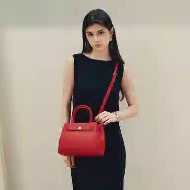 红蜻蜓 简约高级时尚 牛剖层皮革 手提包 女款 多色
