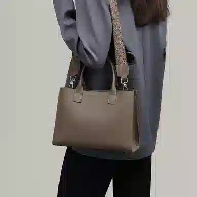 VINEY tote