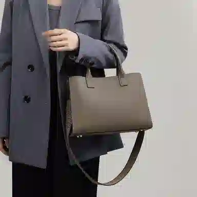 VINEY tote