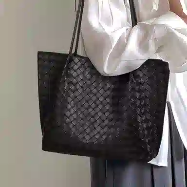 VINEY Tote