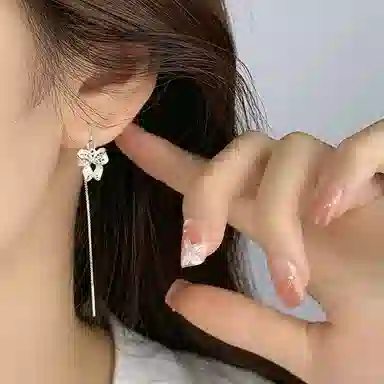 990