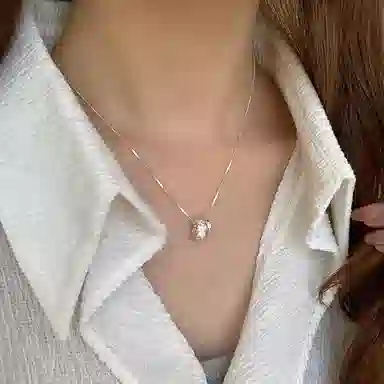 S925