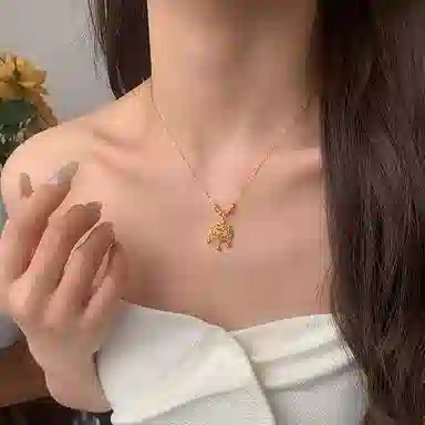 S925