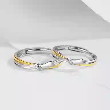 925