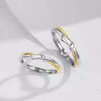 925