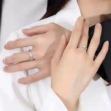 S925