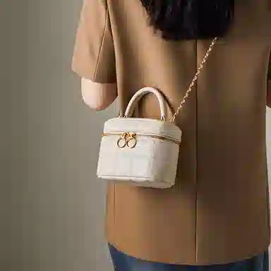 纳兰杜 百搭小众精致 合成革 斜挎手提单肩包 常规 女款 子夜黑/米白色