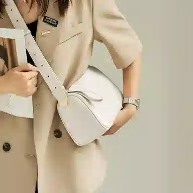 纳兰杜 大容量百搭款高级感时尚通勤实用休闲拉链开合 牛皮 枕头包单肩包斜挎包 大号 女款 黑色/白色/棕色