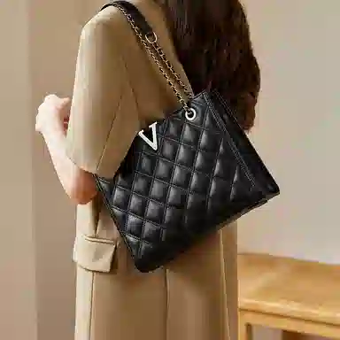 纳兰杜 女包大容量实用百搭潮流菱格小香风真皮包包 牛皮 链条包腋下包单肩斜挎包通勤包 常规 女款 子夜黑