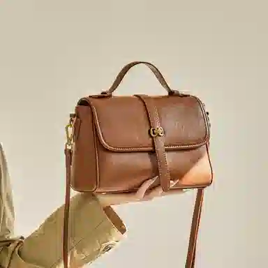 纳兰杜 高级感时尚百搭复古纯色简约小方包 牛皮拼合成革 单肩包斜挎包手提包 中号 女款 植鞣棕色