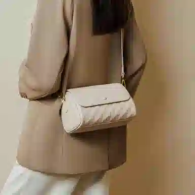 纳兰杜 百搭时尚高颜值精致小众 头层牛皮拼合成革 单肩包 女款 米白色/大象灰