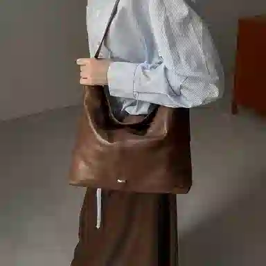 纳兰杜 通勤百搭时尚复古简约休闲实用 头层牛皮拼合成革 托特包单肩包购物袋 大号 女款 子夜黑/咖啡色