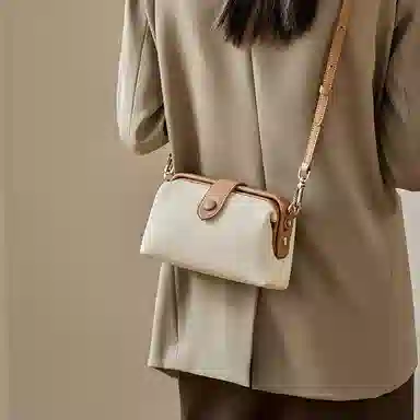 纳兰杜 时尚高级感百搭款潮流小包个性斜挎包 牛皮拼合成革 手拿包单肩包 女款 米白拼杏