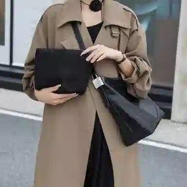 纳兰杜 通勤美拉德复古简约松弛感 牛皮拼合成革 水桶包单肩包 大号 女款 棕色/黑色