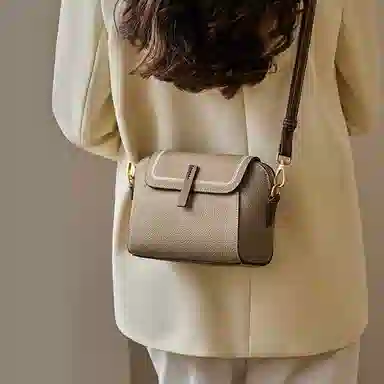 纳兰杜 女士包包洋气复古百搭通勤高级感包包休闲真皮女包 牛皮拼合成革 斜挎包小方包单肩包 中号 女款 大象灰