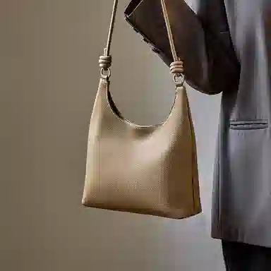 纳兰杜 通勤小众休闲百搭 头层牛皮拼合成革 斜挎包 大号 女款 大象灰