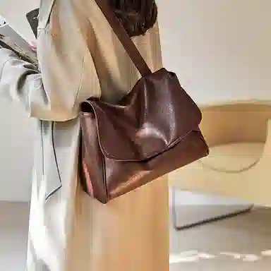 纳兰杜 复古通勤百搭休闲 牛皮拼合成革 邮差包单肩包 女款 植鞣咖色/植鞣黑色