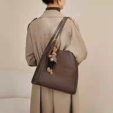 tote