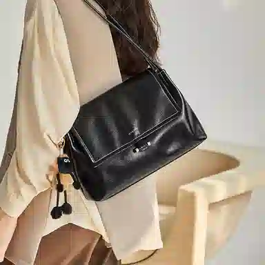 纳兰杜 高级感时尚单肩包百搭款大容量合成革通勤简约耐看腋下包牛皮斜挎单肩包 大号 女款 子夜黑/咖色