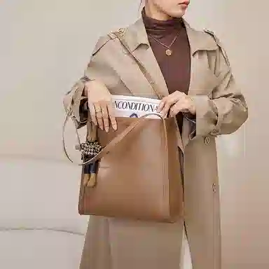 tote